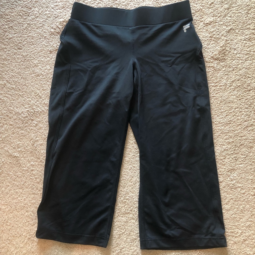 Fila workout pants never worn! Size xs.